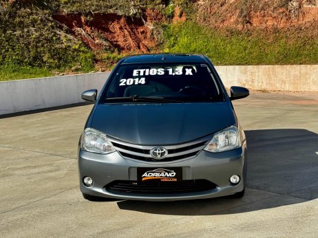 Toyota foto 2