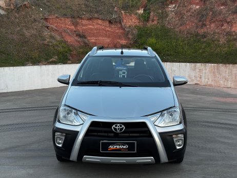 Toyota foto 2