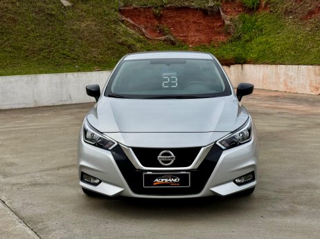 Nissan foto 2