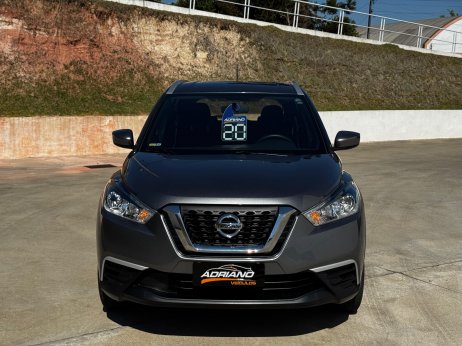 Nissan foto 2