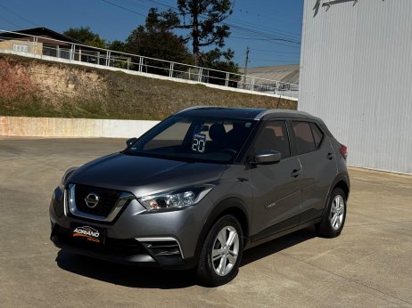 Nissan foto 1