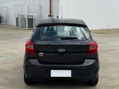 Ford  foto 2