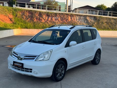 Nissan foto 1