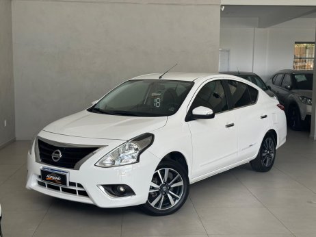Nissan foto 2