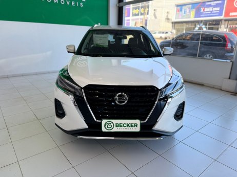 Nissan foto 2