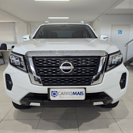 Nissan foto 2