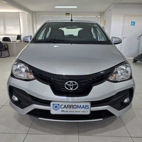 Toyota foto 2