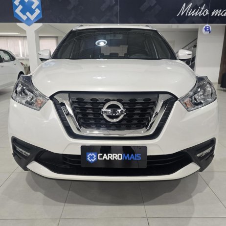 Nissan foto 2