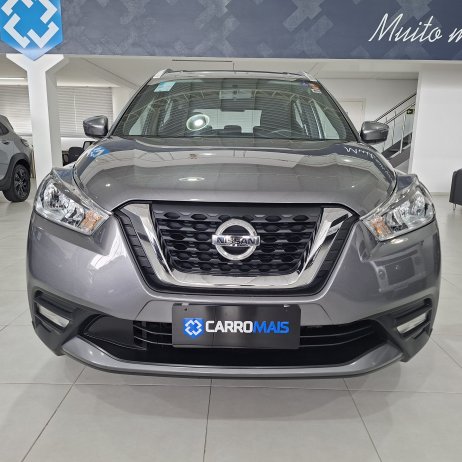 Nissan foto 2