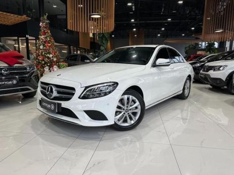 Mercedes-Benz  foto 1