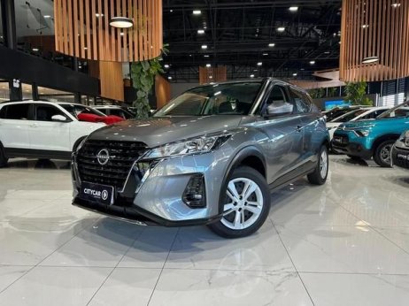 Nissan foto 1