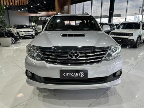 Toyota foto 2