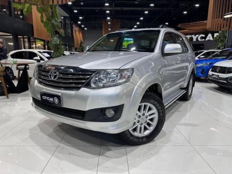 Toyota foto 1