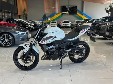 Suzuki  foto 1