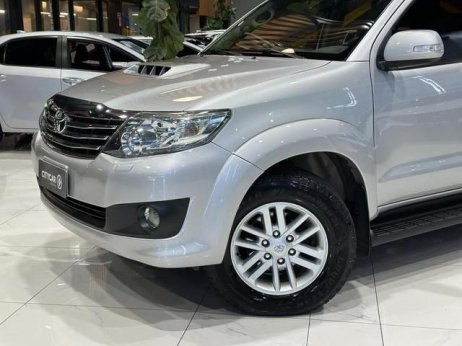 Toyota foto 2