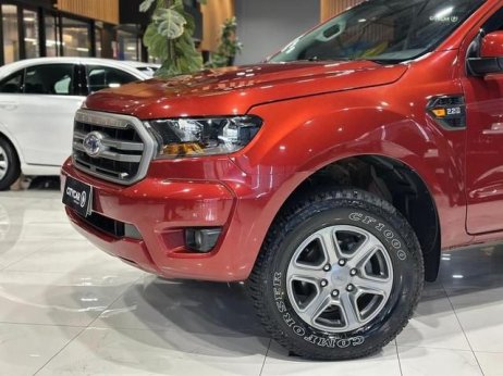 Ford  foto 2